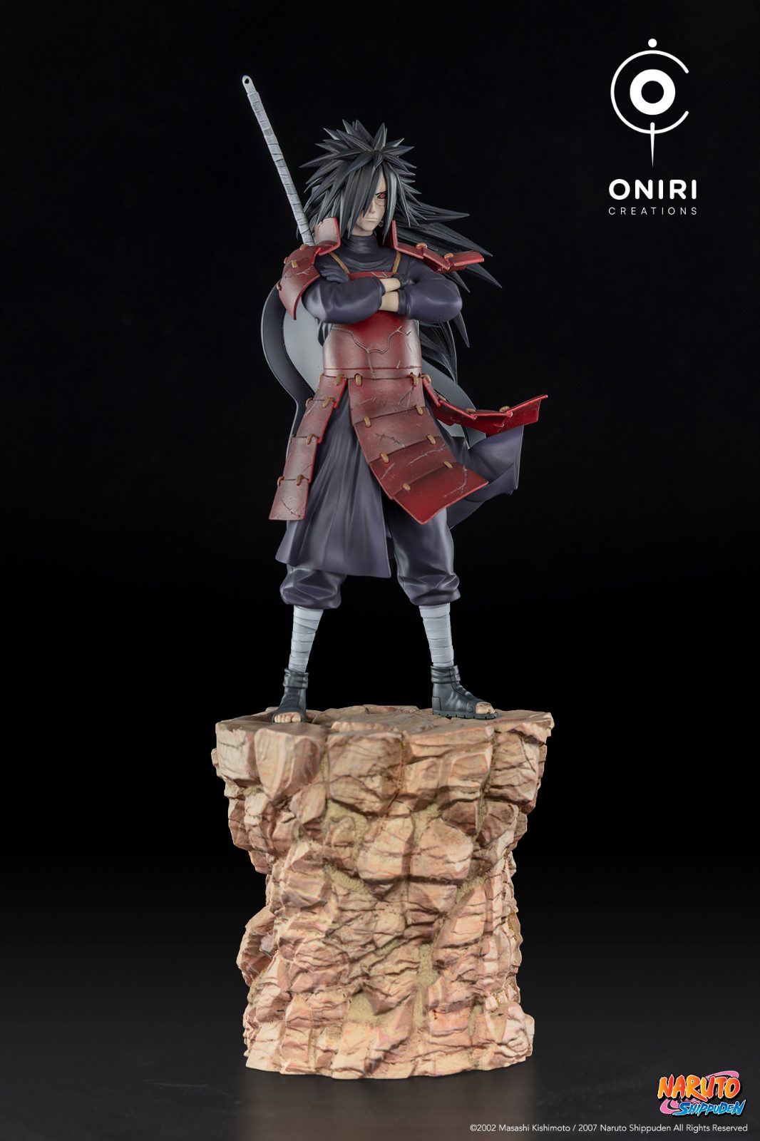 Statue Madara Uchiha, vue de trois quarts