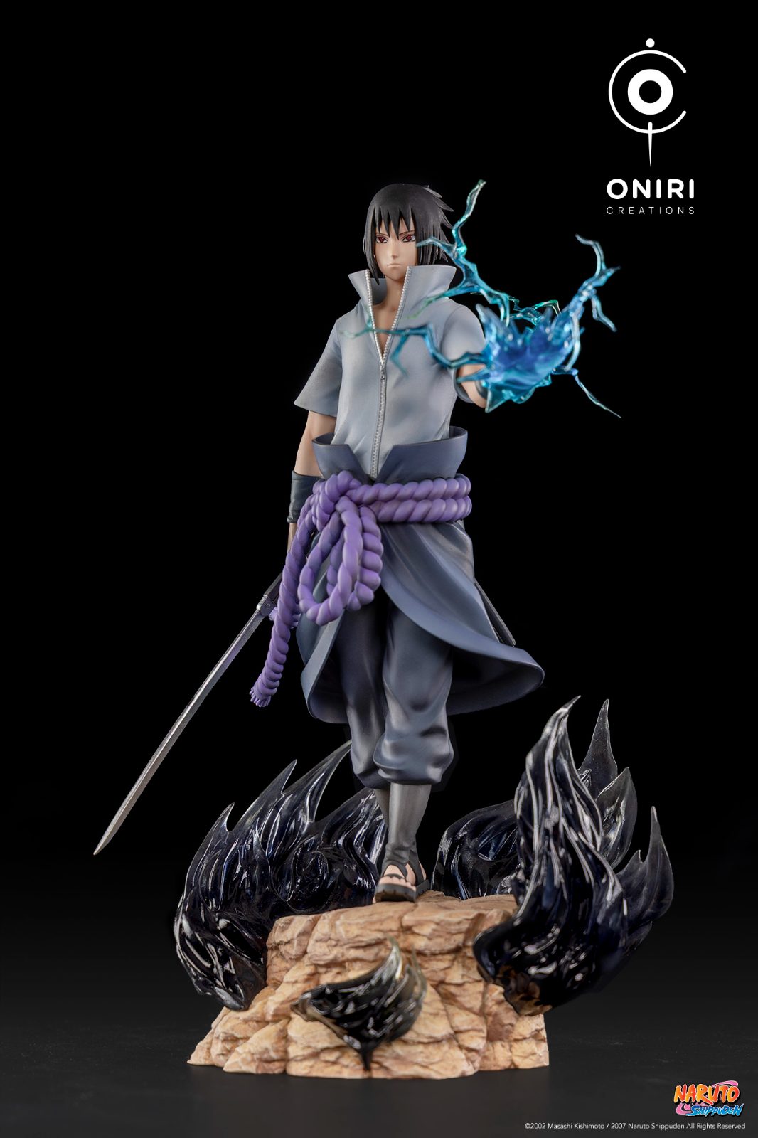 Statue Sasuke Uchiha, vue de face